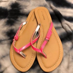Charming Charlie flip flops size 8
